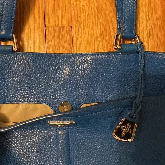 Cole Haan blue leather tote bag 💙 with tan CH lining. - Picture 3 of 8